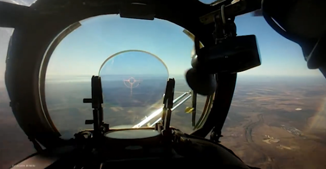 В сети появилось видео ликвидации беспилотника РФ из кабины вертолета ВСУ