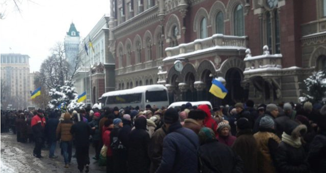 В Киеве введено оперативное положение, все перекрыто (Видео, фото)