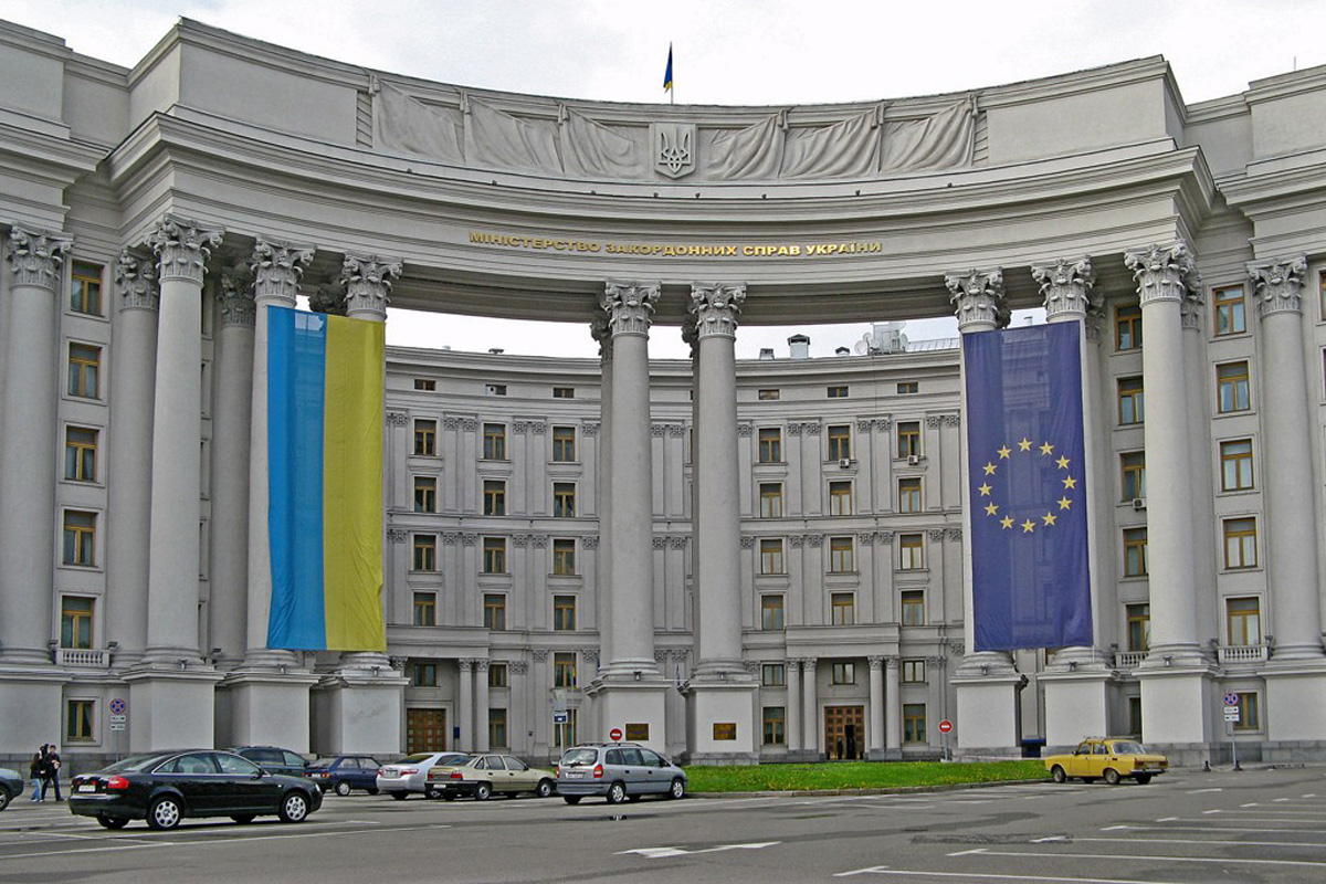 Пазл складається. Україна ініціює термінові консультації з країнами-підписантами Будапештського меморандуму