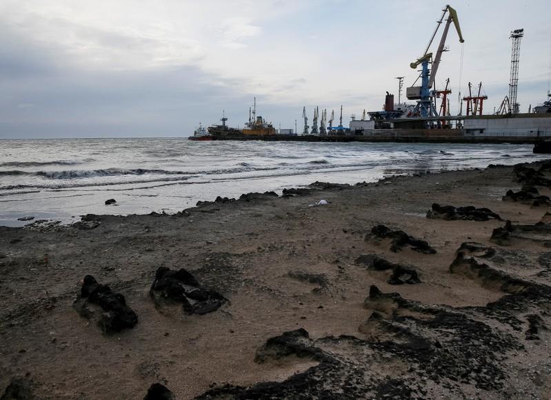 Российский фрегат движется в направлении Азовского моря, – СМИ