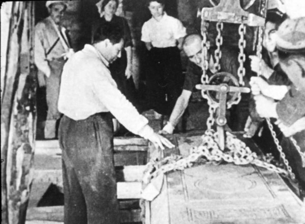 Загадка початку ІІ Світової. Що виявили радянські вчені, коли розкрили гробницю Тамерлана.