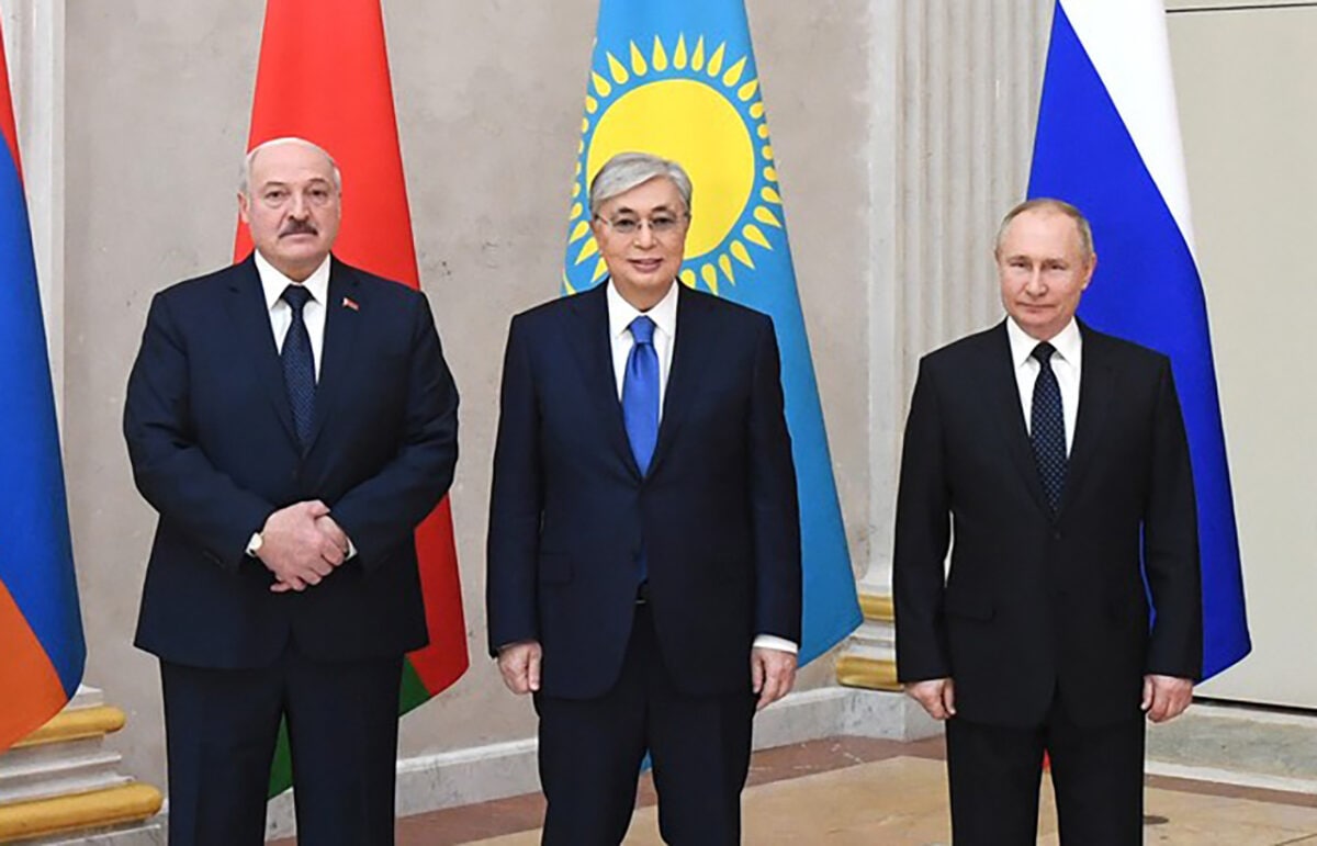 Недоімперія посипалась: “Собєратєль земель” втратив Казахстан остаточно, хто наступний?