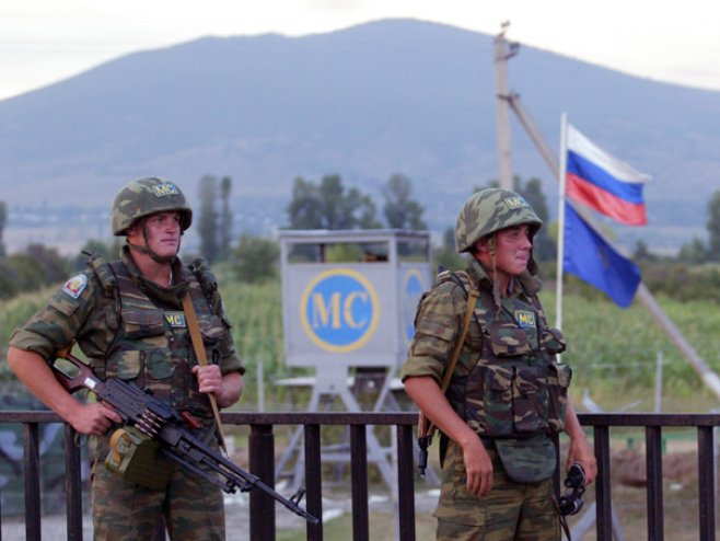 Ще вчора обіцяли інше: збройні формування у Придністров*ї знаходяться в  бойовій готовності “Повна”.