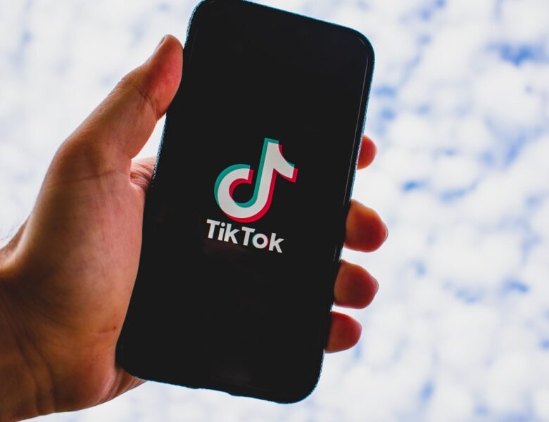 А ви знали, що TikTok збирає дані своїх користувачів?