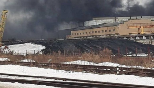 Гори, гори сно! У росії загорівся завод, який виробляє двигуни для військової техніки.