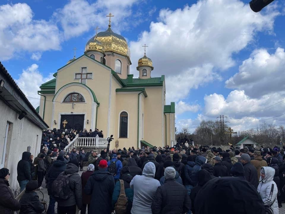 Івано-Франківська область стала першою областю в Україні, яку очистили від Московського патріархату.