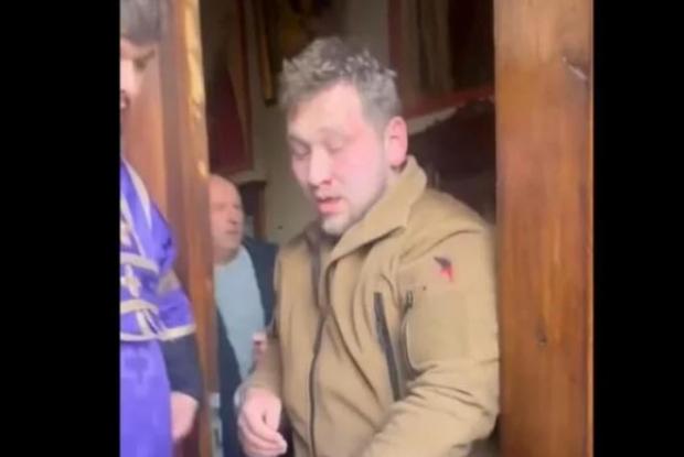 Побитий попами УПЦ МП військовий розповів, як усе відбувалося та розповів деталі скандалу у який потрапив.