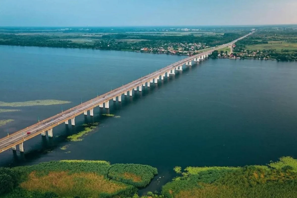 Міст тривоги: Росіяни панікують, що їхня оборона може посипатись аж до Криму